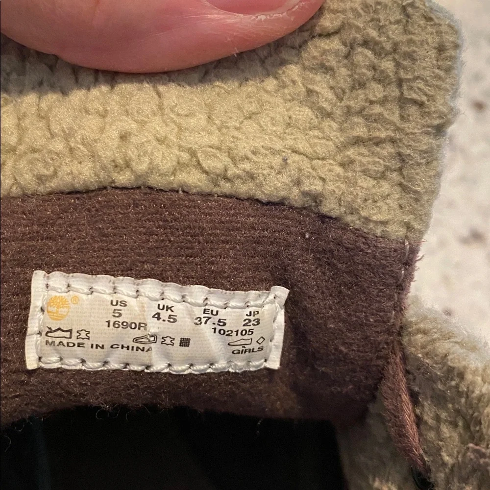 TIMBERLAND EARTHKEEPERS SUEDE FAUX FUR LACE UP BOOTS - Picture 2 of 9